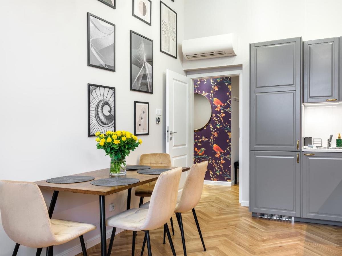 Tyzenhauz Apartments Rakowicka Street Cracovie Extérieur photo