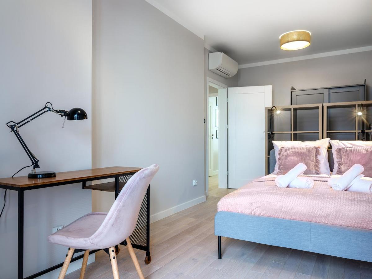 Tyzenhauz Apartments Rakowicka Street Cracovie Extérieur photo
